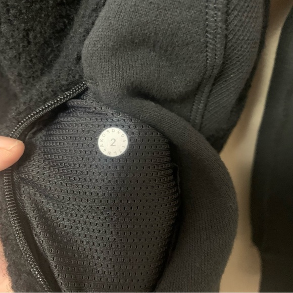 Lululemon Stand Out Sherpa Jacket in Black Size 2 W4AKOS - Picture 16 of 16